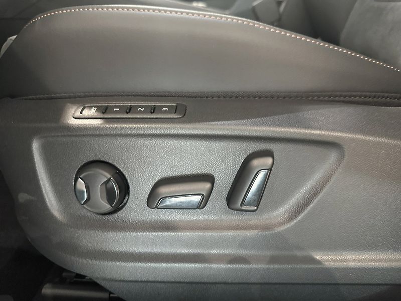 Cupra Ateca (2026) 1.5 TSI 150 DSG *TAŽNÉ* - fotka 7 z 11