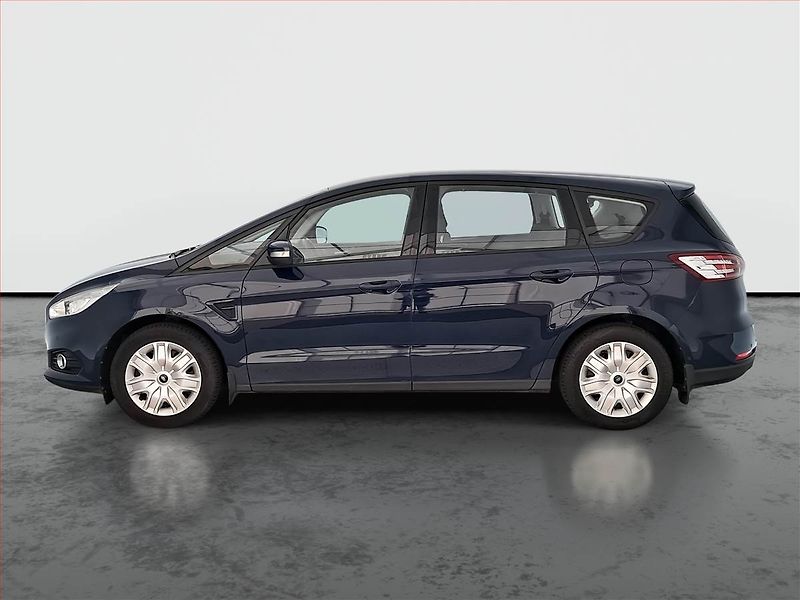 Ford S-MAX (2018) 1.5 EcoBoost, 7 míst, Tempomat - fotka 3 z 16
