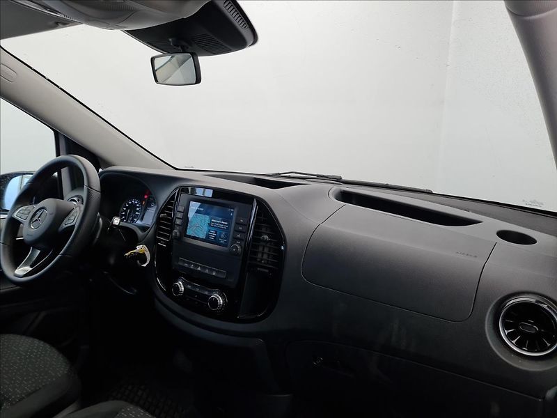 Mercedes-Benz Vito 114 CDI Tourer SELECT - fotka 16 z 21