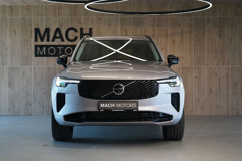 Volvo XC90 T8 PLUS Dark, Head-up, 360° - fotka 3 z 50