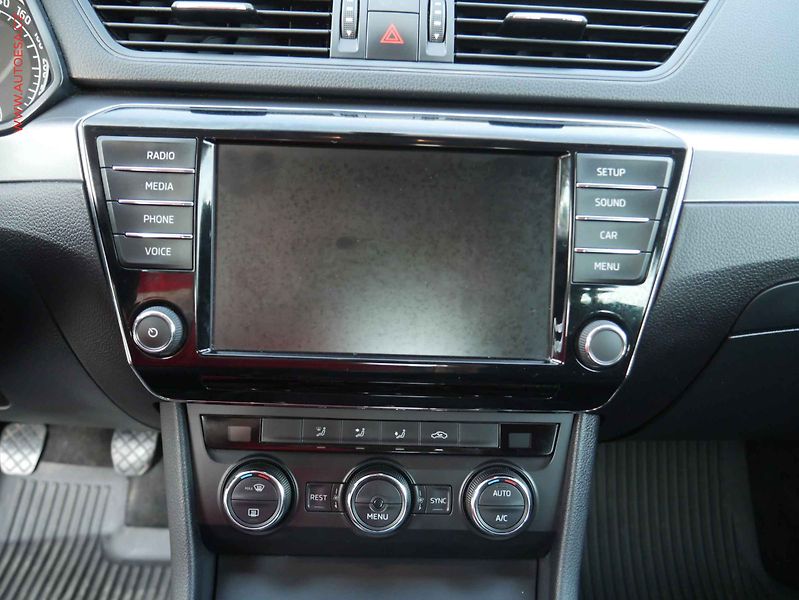 Škoda Superb (2017) 1.4TSi, ČR, AC, temp - fotka 11 z 17
