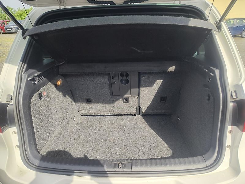 Volkswagen Tiguan (2013) 2.0 TDI 4X4 DSG 130KW R-LINE  - fotka 15 z 53