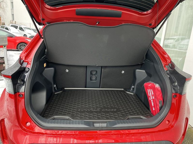 Toyota Yaris Cross 1.5 HEV Style (2x4) - fotka 6 z 24