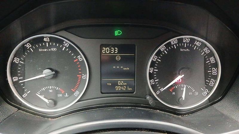 Škoda Octavia Tour 1.6MPI MT5 - fotka 19 z 33