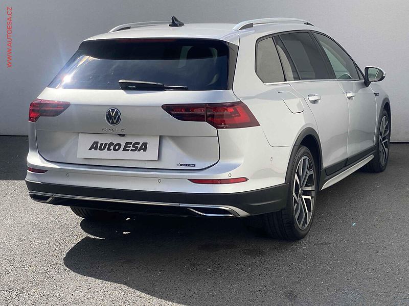 Volkswagen Golf (2022) 2.0 TDi 4x4, Alltrack, DSG - fotka 4 z 20