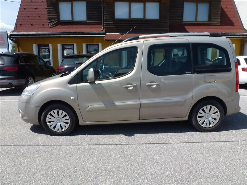 Citroën Berlingo 1,6 HDI  Multispace - fotka 15 z 44