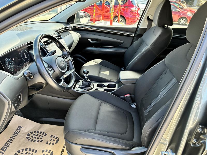 Hyundai Tucson 1,6T-GDi 110kW SMART  - fotka 11 z 27