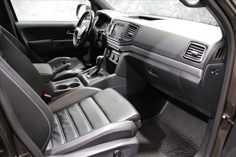 Volkswagen Amarok 3,0 TDI V6 4x4 CZ 1.majitel - fotka 12 z 33