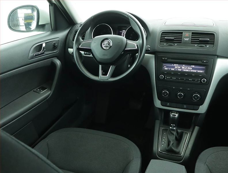 Škoda Yeti (2014) Ambition 1.4 TSI, Automat - fotka 7 z 16