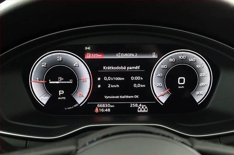 Audi A4 (2022) 40 TDI - fotka 12 z 17