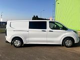 Ford Transit Custom (2025) 2.0 TDCi 100kW 6 míst L2H1 - náhled 4
