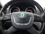 Škoda Yeti (2011) 2.0 TDI, 4X4, Navi, Tempomat - náhled 8