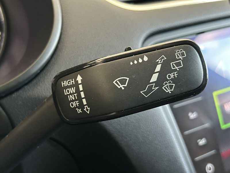 Škoda Octavia 2.0 TSI RS - fotka 30 z 35