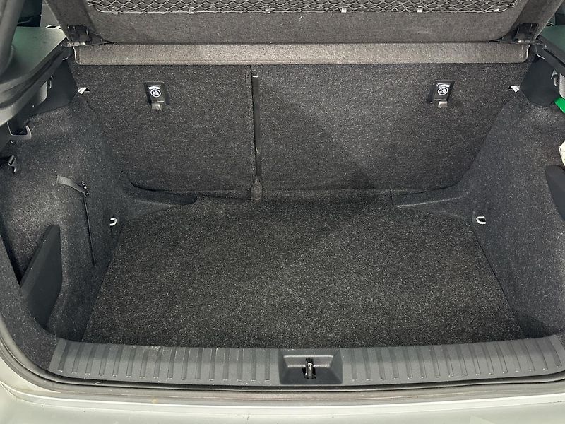 Škoda Kamiq Monte Carlo DSG - fotka 10 z 32