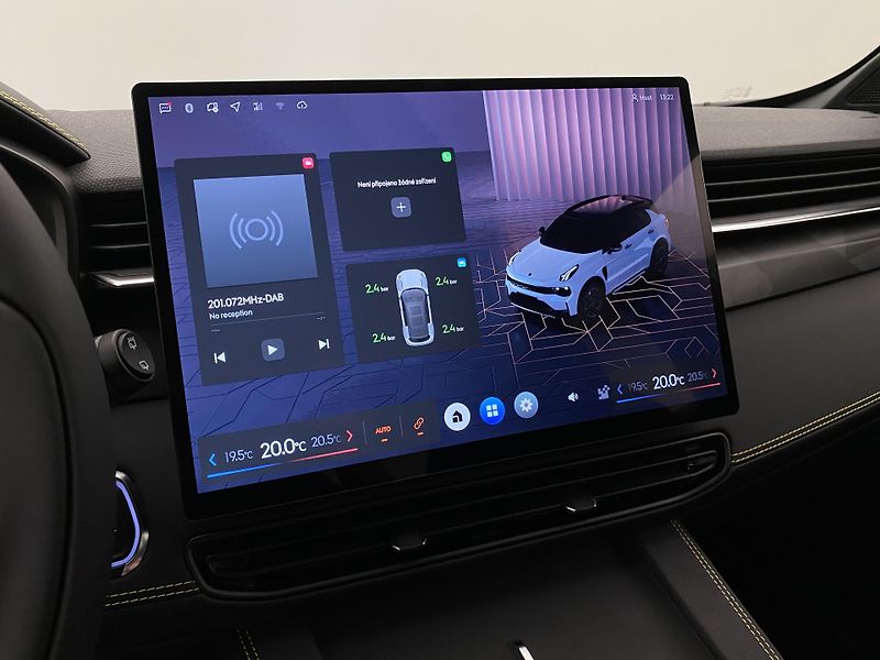Lynk & Co 01 (2025) CORE PHEV AUT CZ 1.maj - fotka 35 z 96