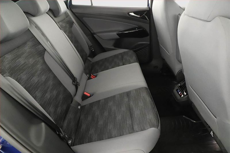 Volkswagen ID.4 (2022) Pro Perf. (82 kWh), SoH 95% - fotka 7 z 17