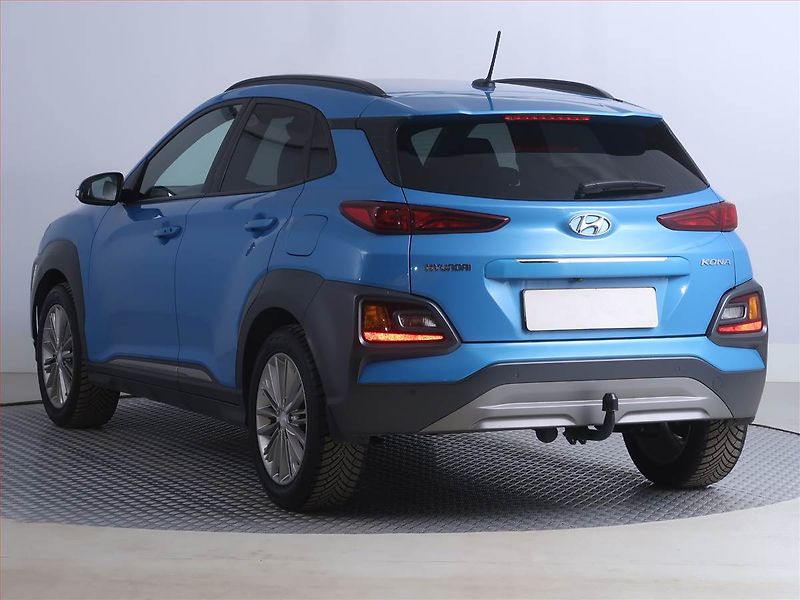 Hyundai Kona (2017) 1.0 T-GDI, Kůže, Tempomat - fotka 4 z 22