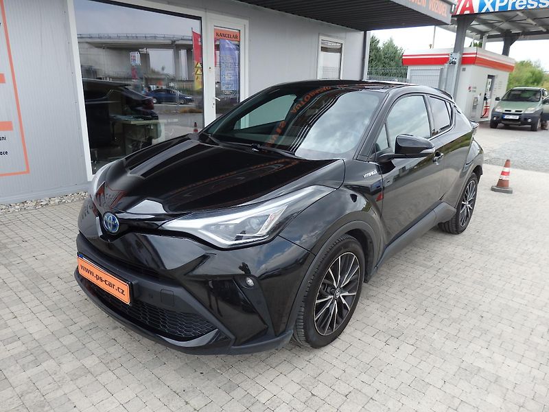 Toyota C-HR 1.8 HYBRID EXECUTIVE - fotka 2 z 20
