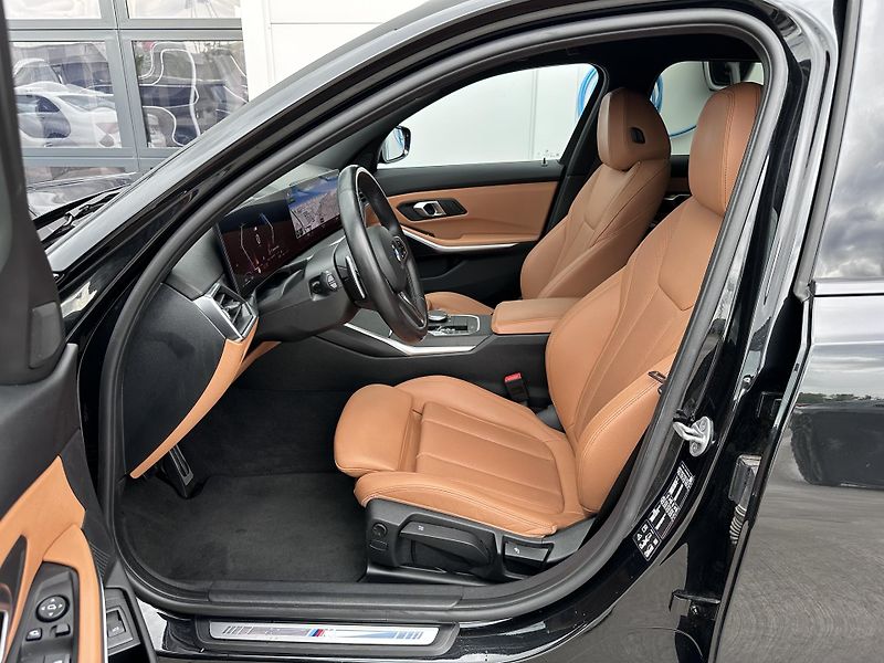 BMW Řada 3 320d xDrive M-Sport Touring - fotka 7 z 30