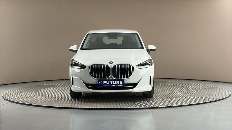 BMW Řada 2 1.5 218i - fotka 3 z 30