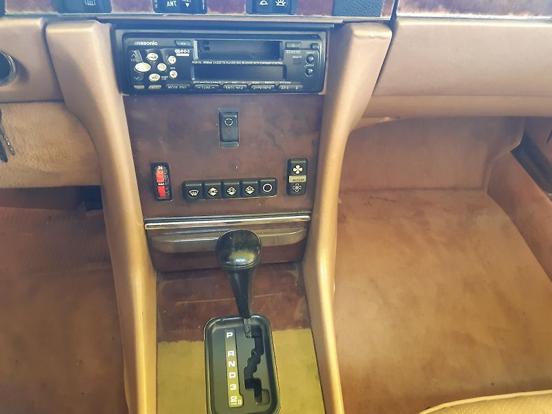 Mercedes-Benz SL 560 CABRIO KLIMA - fotka 13 z 21