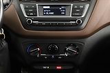 Hyundai i20 (2016) Active 1.4 - náhled 11