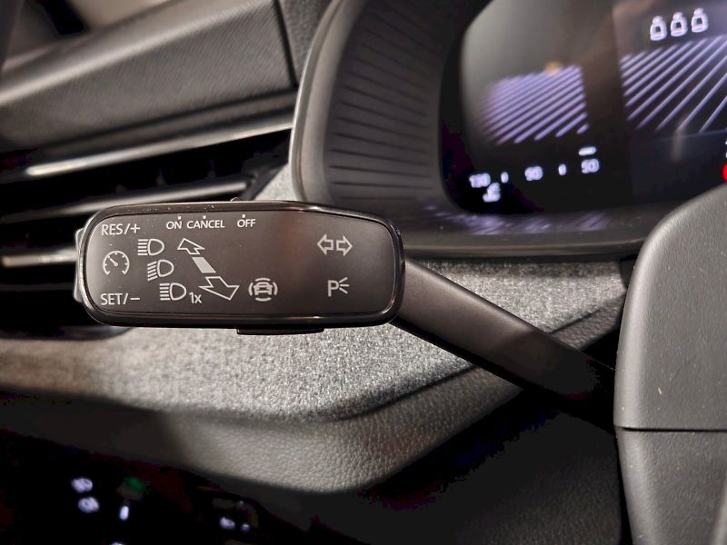 Škoda Scala (2025) 1.0 TSI 85 kW Selection - fotka 12 z 24