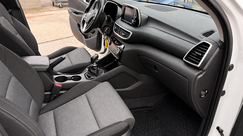 Hyundai Tucson (2020) 1.6 CRDI 4X4, ČR,2 MAJITEL - fotka 2 z 35