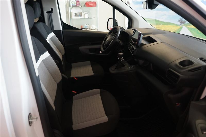 Citroën Berlingo (2026) 1,5 Diesel 100k Manual PLUS - fotka 10 z 19