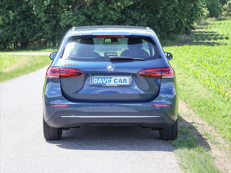 Mercedes-Benz Třídy B 2,0 200d 110kW Aut. LED CZ - fotka 6 z 38