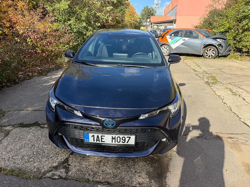 Toyota Corolla (2022) Corolla Hatchback 1.8 Hybrid - fotka 2 z 15