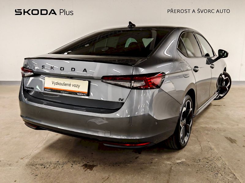 Škoda Superb (2025) iV 1.5 TSI 150 kW DSG Sportlin - fotka 2 z 32