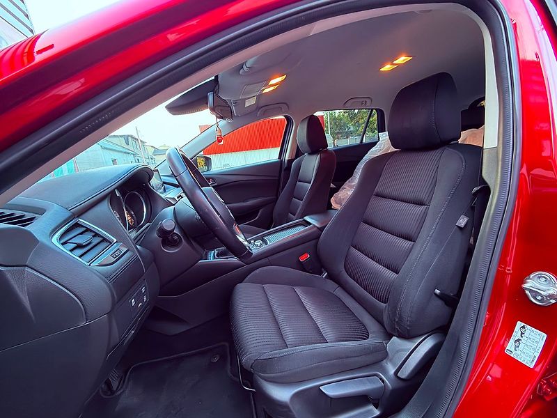 Mazda 6 2.0 Exclusive - Line, 1.Maj - fotka 14 z 31