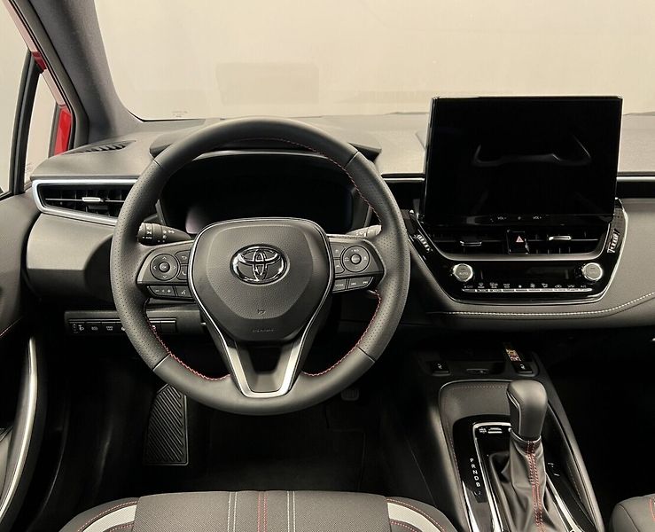 Toyota Corolla Hybrid AT GR Sport - fotka 5 z 17