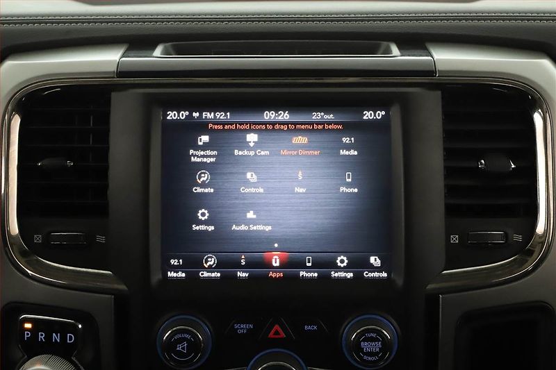 RAM 1500 (2021) 5.7 V8 Hemi - fotka 17 z 25