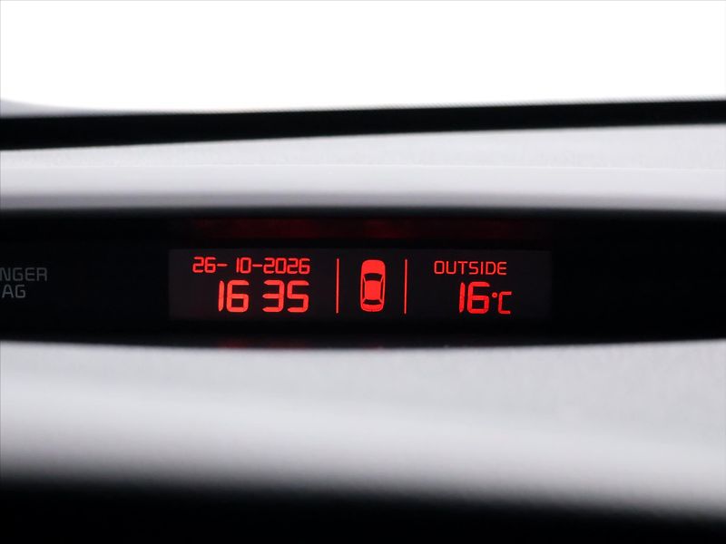 Kia Ceed 1,6 CRDi 100kW GT-Line CZ Navi - fotka 26 z 38