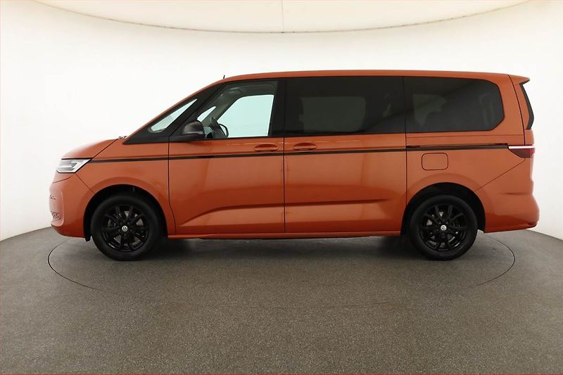 Volkswagen Multivan (2023) 2.0 TSI - fotka 3 z 21