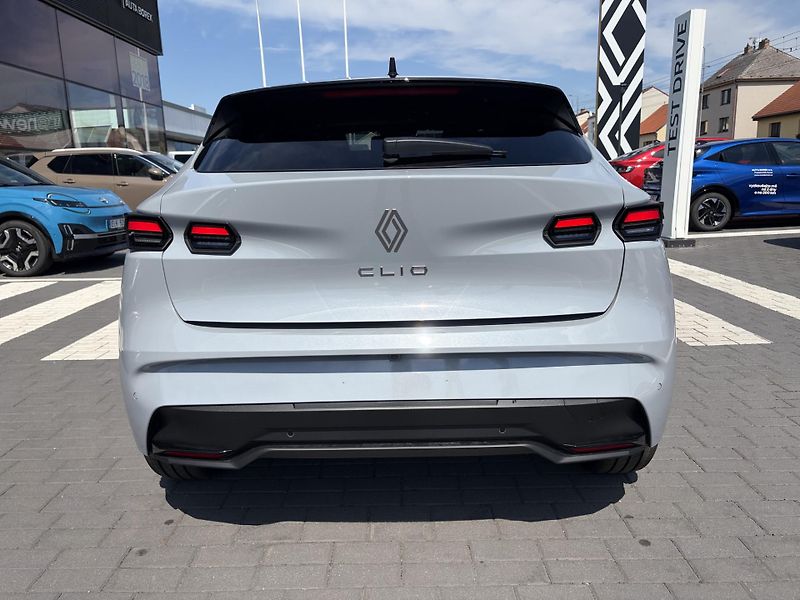Renault Clio Techno TCE 115 EDC - fotka 6 z 8