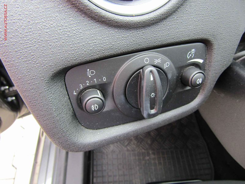 Ford Fiesta (2015) 1.2i, ČR, AC - fotka 14 z 17