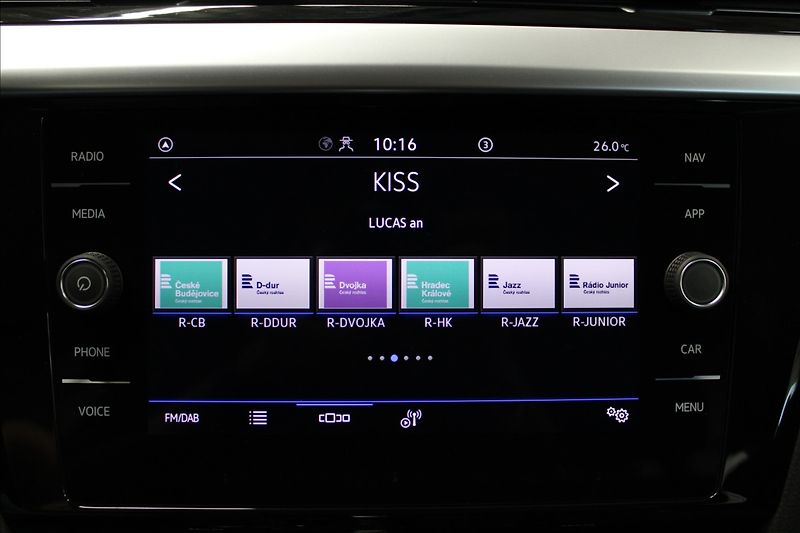 Volkswagen Arteon 2,0 TDI DSG ELEGANCE 1.MAJ. CZ - fotka 20 z 35