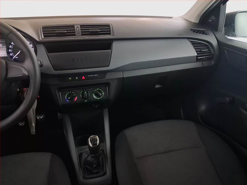 Škoda Fabia (2017) 1.0, Serv.kniha - fotka 8 z 14