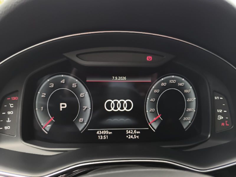 Audi SQ7 4.0 TFSi - fotka 11 z 24