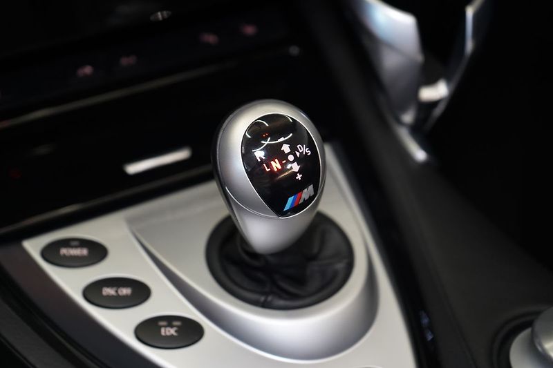 BMW M6 Cabrio, V10,Head-up,Soft-close - fotka 38 z 41