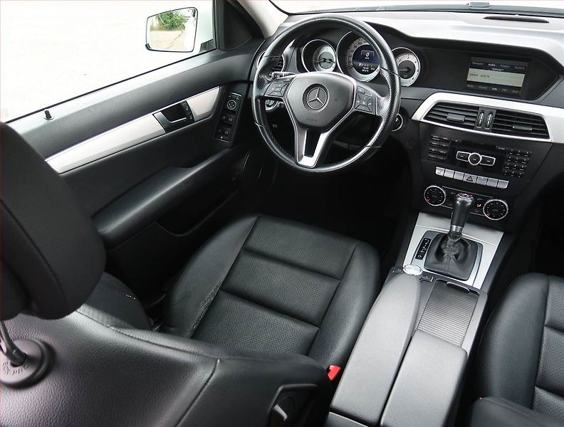 Mercedes-Benz Třídy C (2014) C 180 CDI, Automat, Serv.kniha - fotka 7 z 19