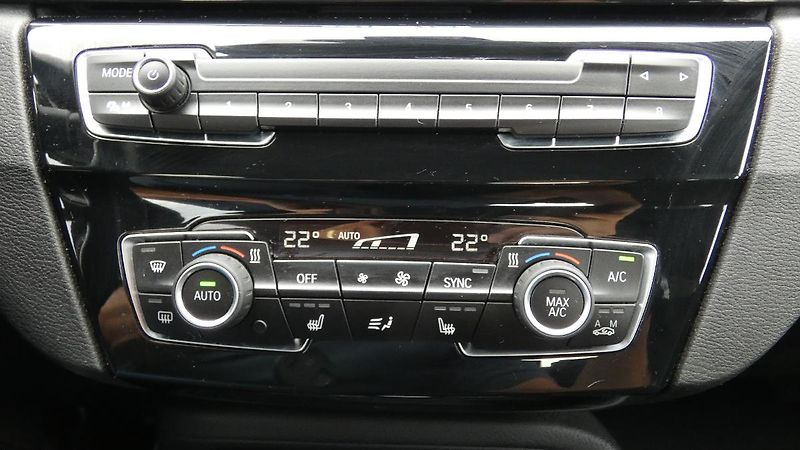 BMW X1 sDrive 18i - fotka 17 z 24