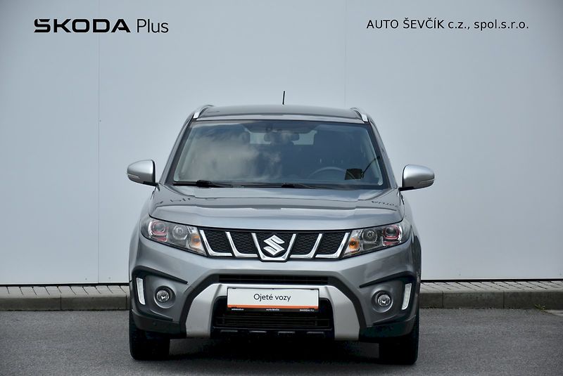 Suzuki Vitara (2017) 1.4 BoosterJet 4x4 automat - fotka 10 z 24