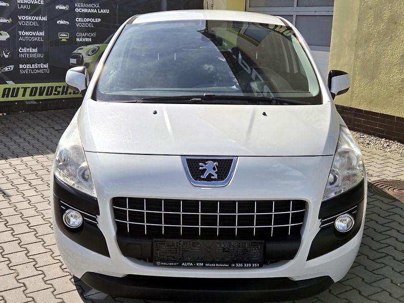 Peugeot 3008 HDi 120kW A/T *SERV.KNÍŽKA     - fotka 2 z 39
