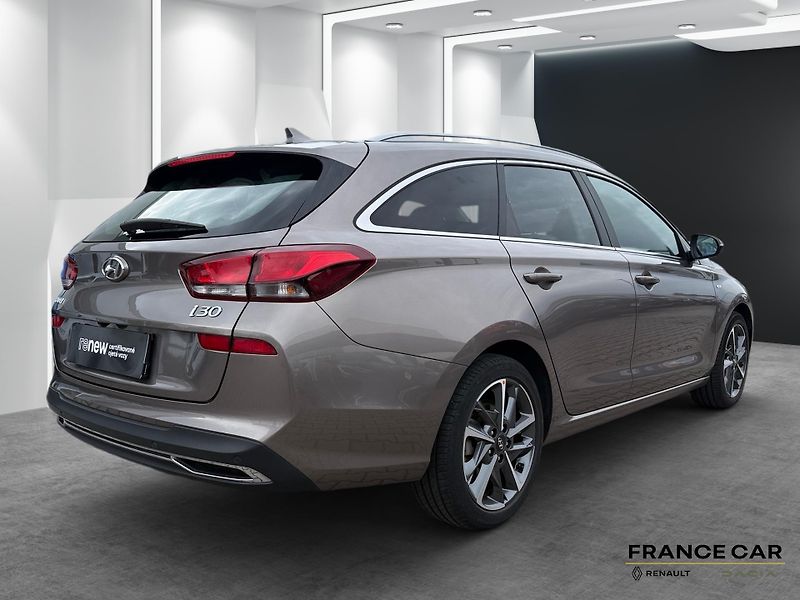 Hyundai i30 (2021) 1,5 T-GDi 117 kW SMART DCT - fotka 5 z 24