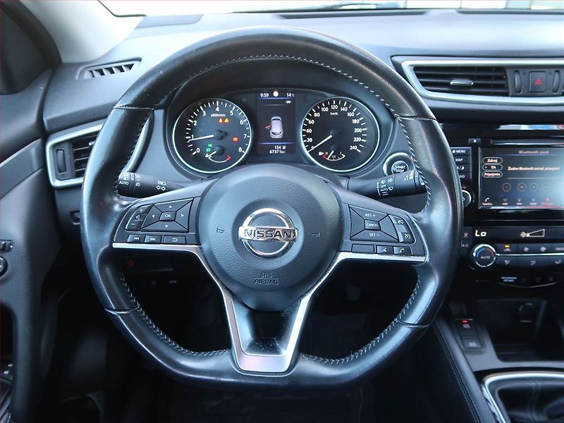 Nissan Qashqai (2019) 1.3 DIG-T, Navi, Tempomat - fotka 17 z 17