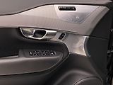 Volvo XC90 B5 AWD R-DESIGN AUT 7míst - náhled 29